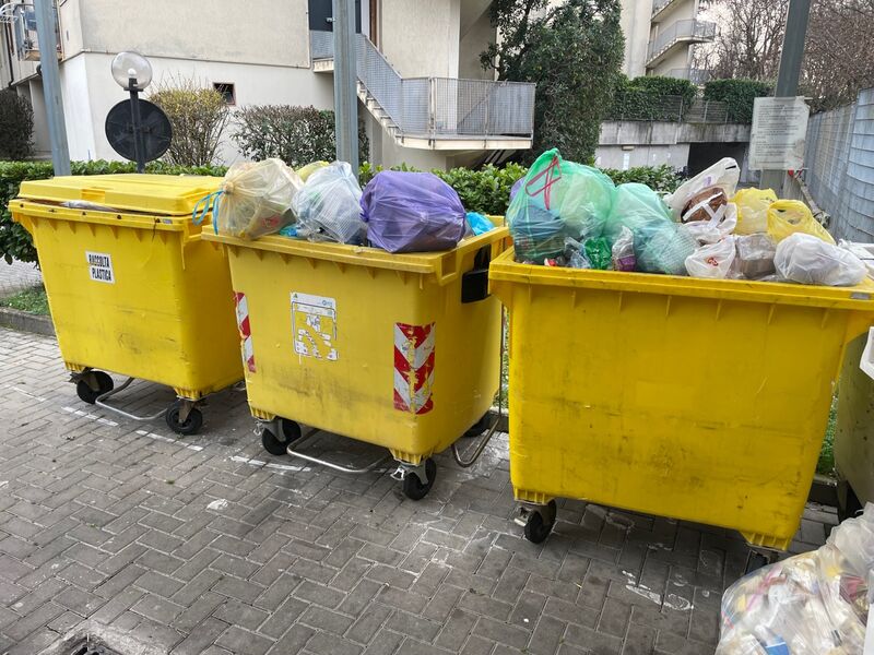 Cassonetti pieni — senza Green Re-Wards